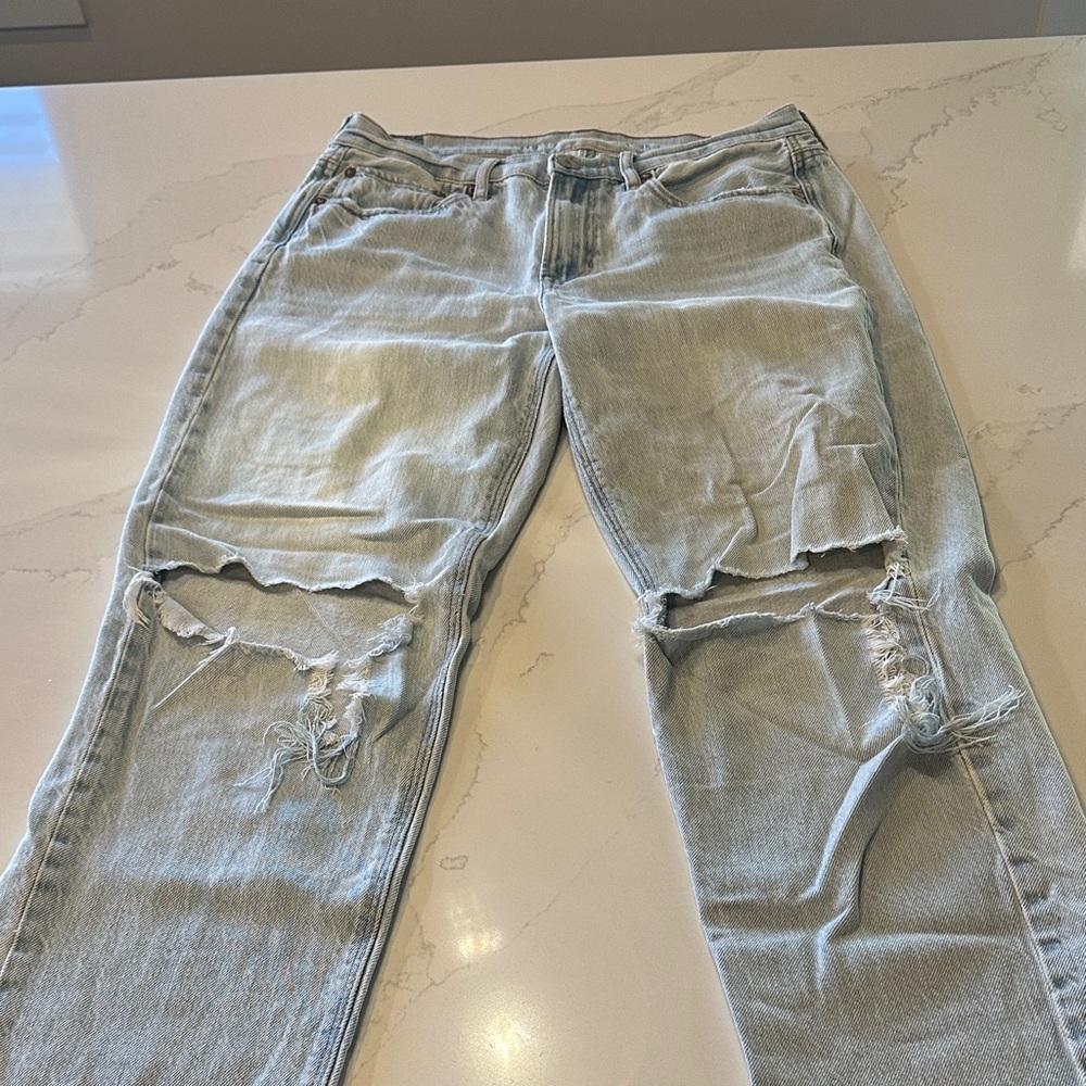 Distressed Light Blue Jeans
